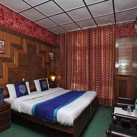 Goroomgo Ankur Lake View Mall Road Nainital - Prime Location With Luxury Room Екстер'єр фото