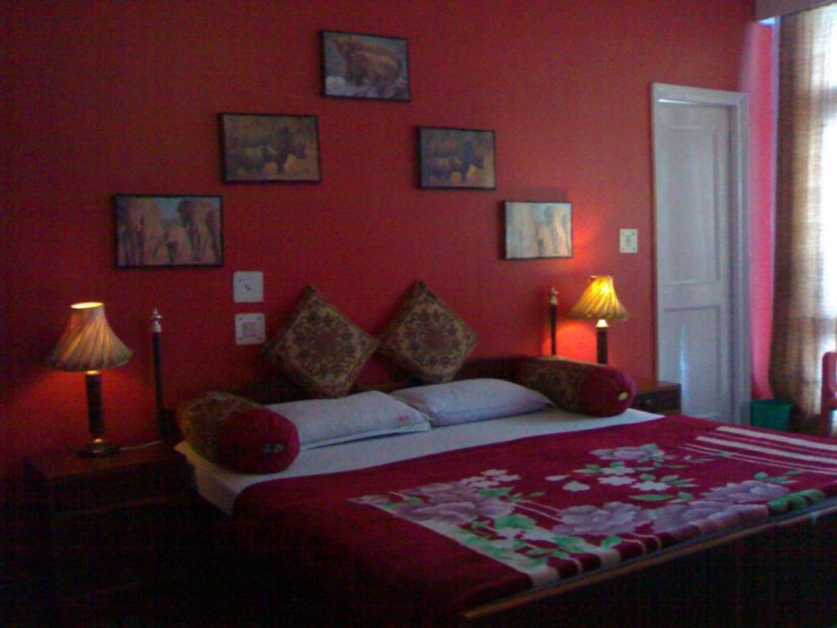 Goroomgo Ankur Lake View Mall Road Nainital - Prime Location With Luxury Room Екстер'єр фото