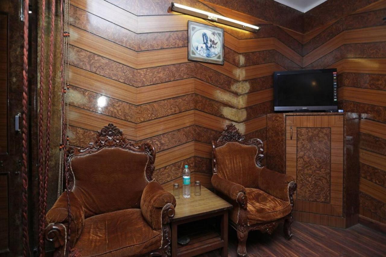Goroomgo Ankur Lake View Mall Road Nainital - Prime Location With Luxury Room Екстер'єр фото